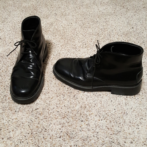 Eddie Bauer Chukka Boots - Picture 1 of 10